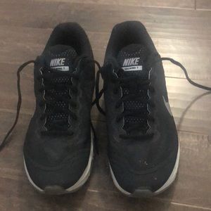 Barely worn Nike Trailwind 7